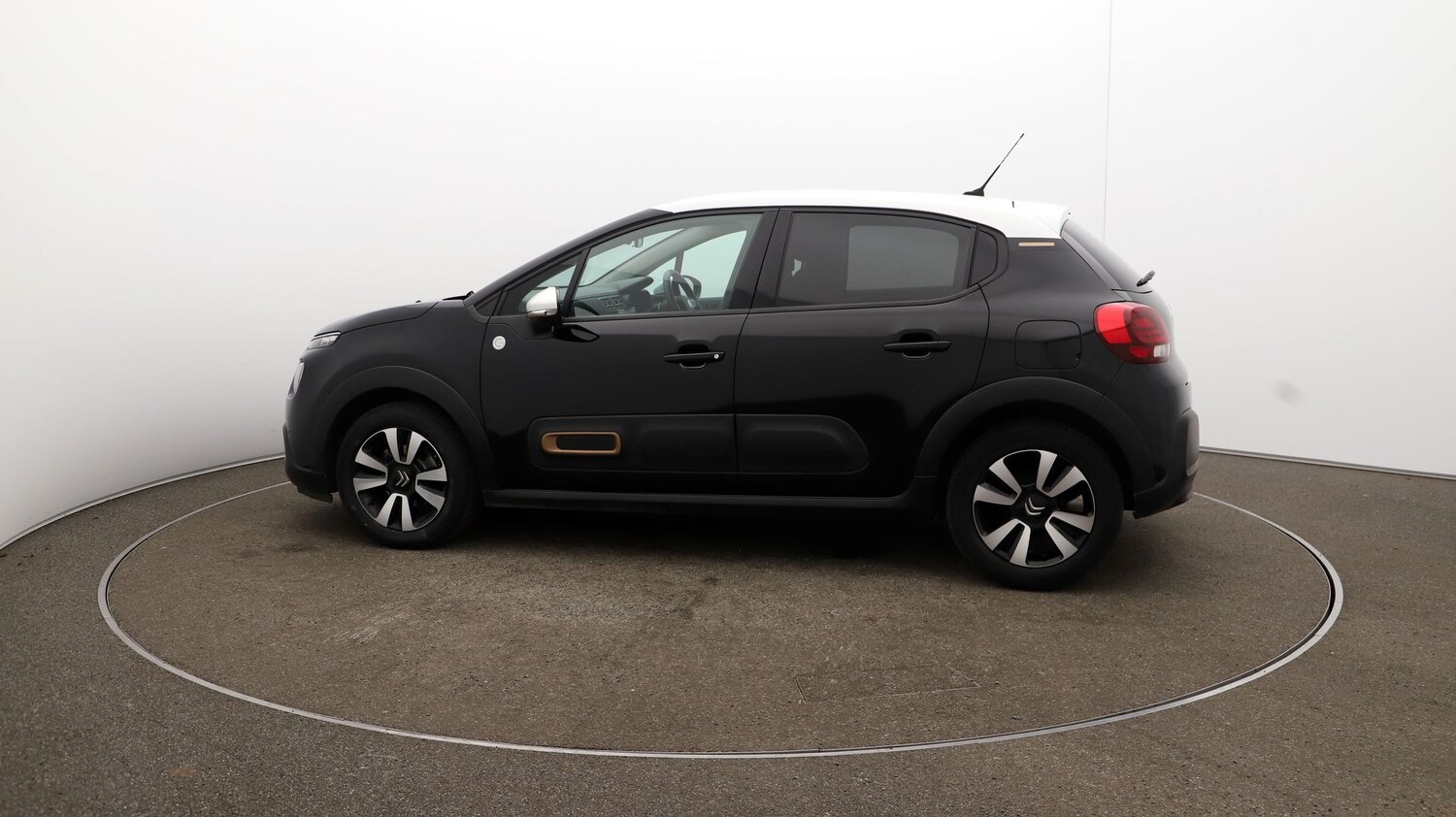 Used Citroen C3 for sale - 76811773: Photo 50