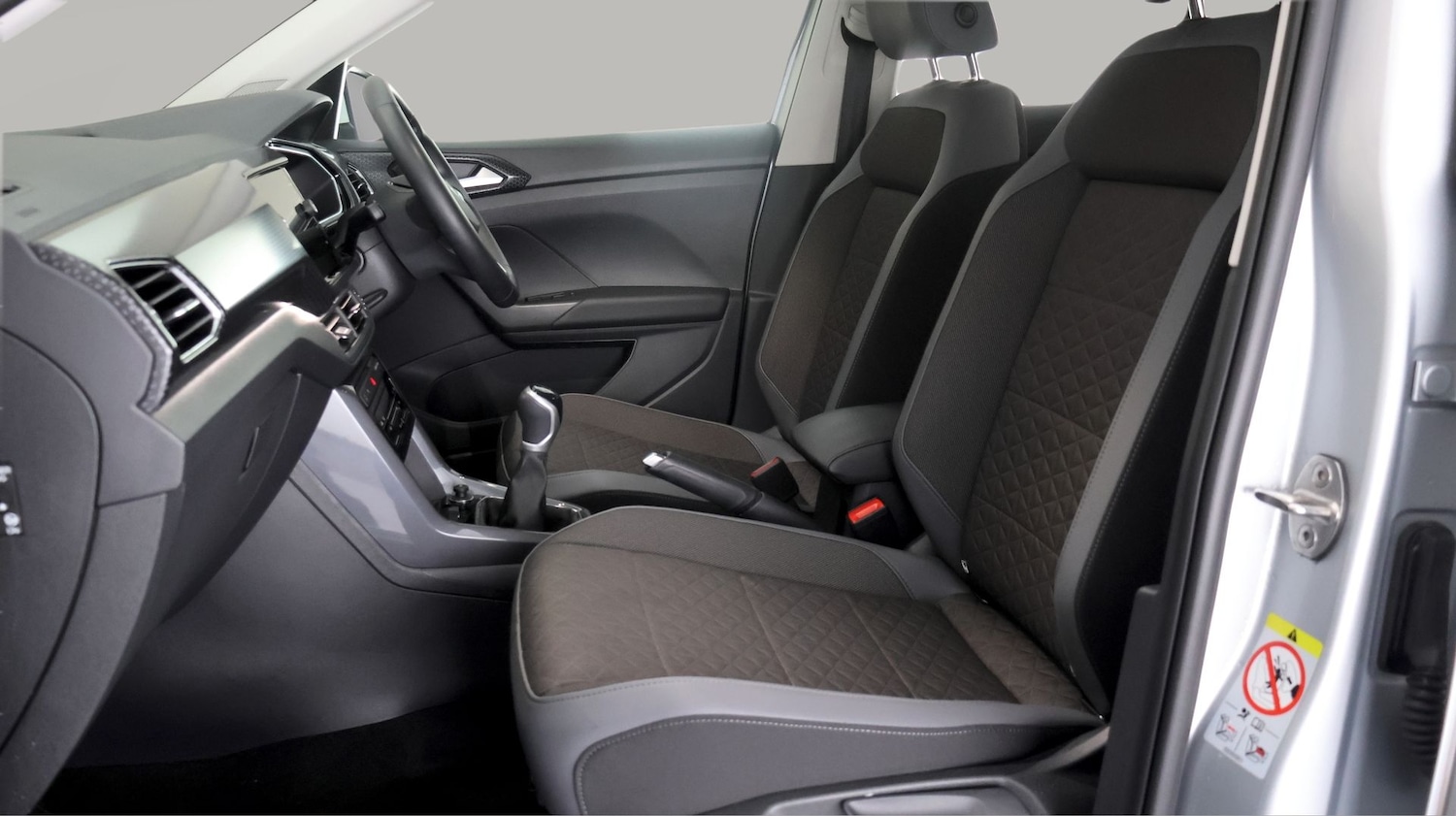 Used Volkswagen T-Cross 2023 for sale - 77695081: Photo 14