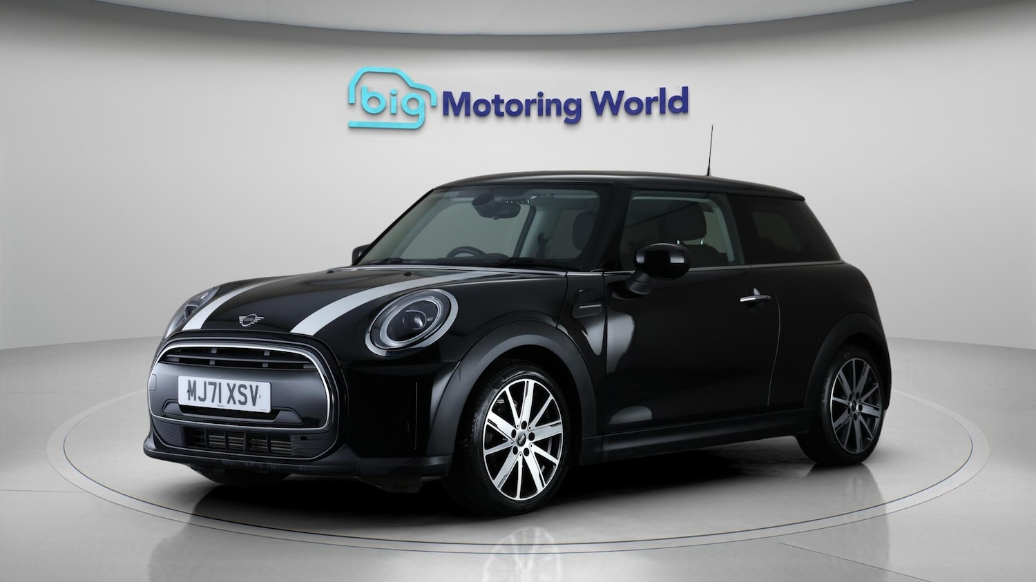 Used MINI Hatch 2021 for sale - 76645239: Photo 3