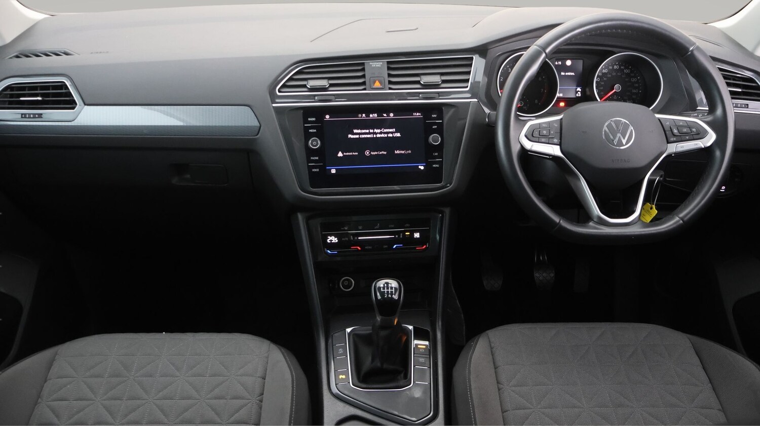 Used Volkswagen Tiguan for sale - 77476075: Photo 12