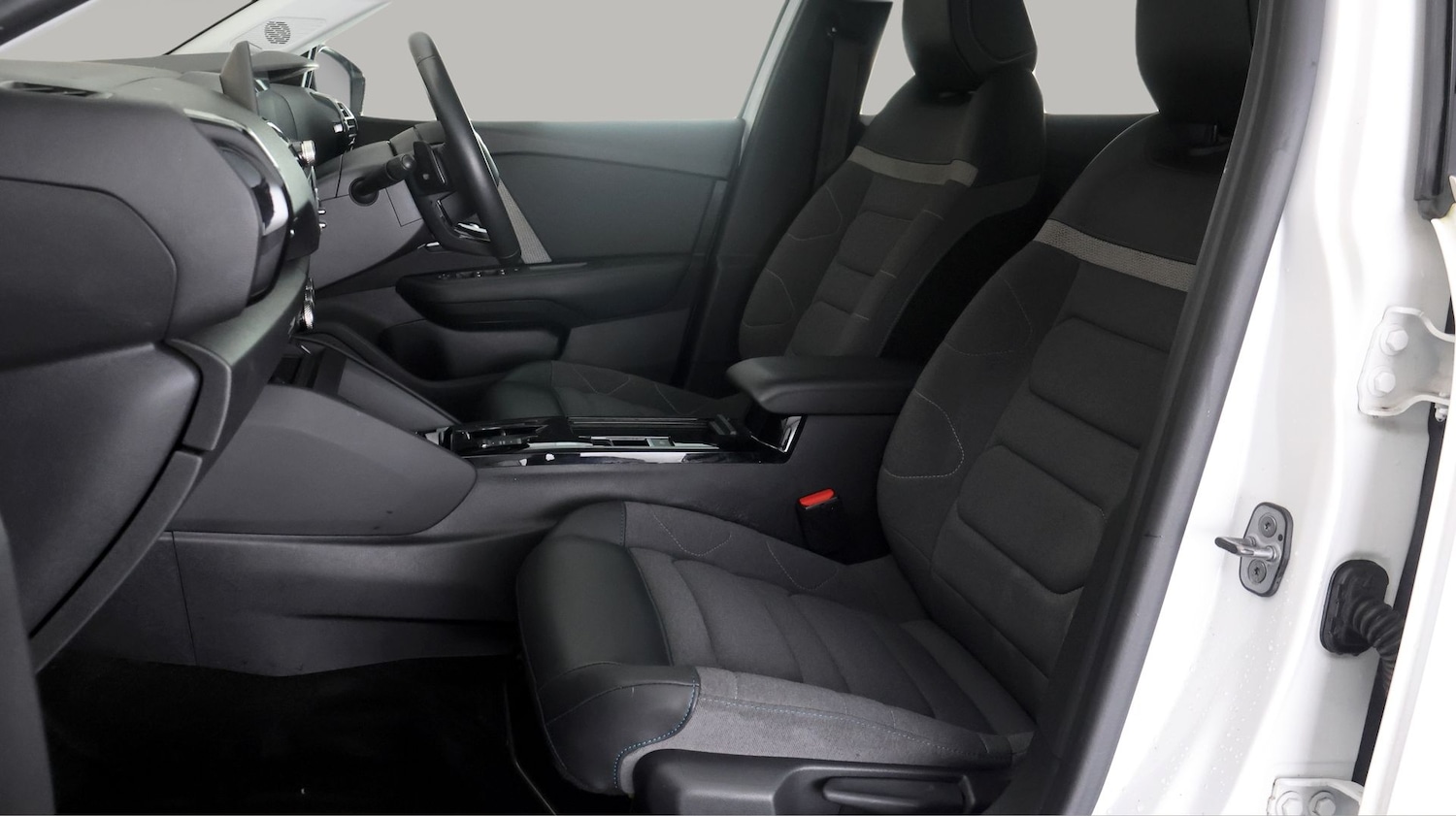 Used Citroen C4 2022 for sale - 77754991: Photo 14