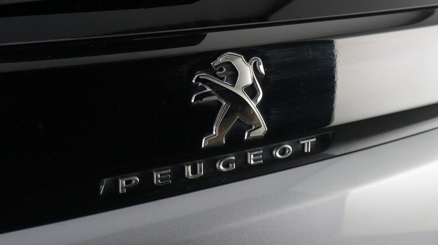 Used Peugeot 5008 2022 for sale - 77754987: Photo 25