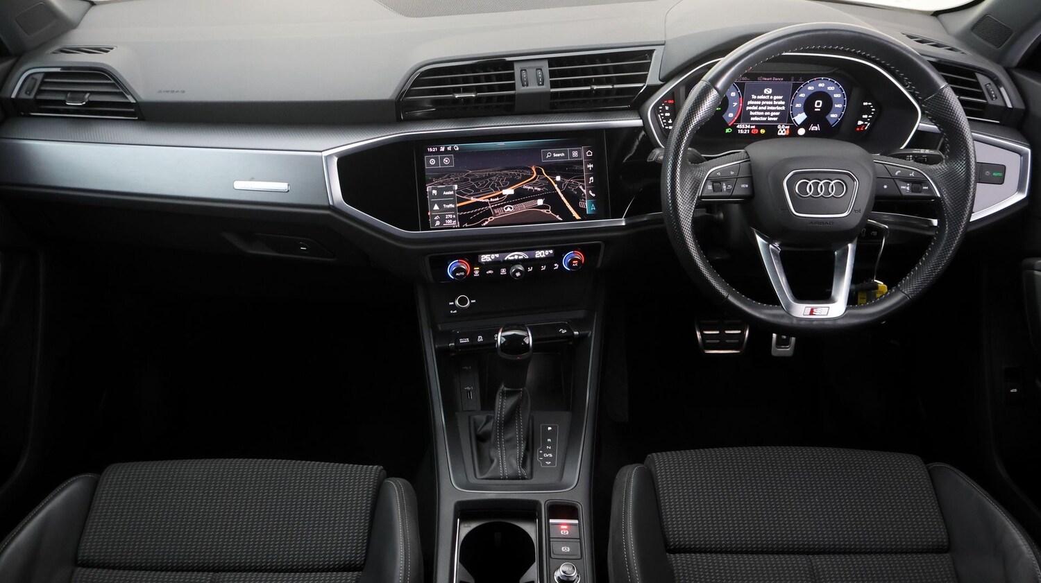 Used Audi Q3 2020 for sale - 77610484: Photo 13