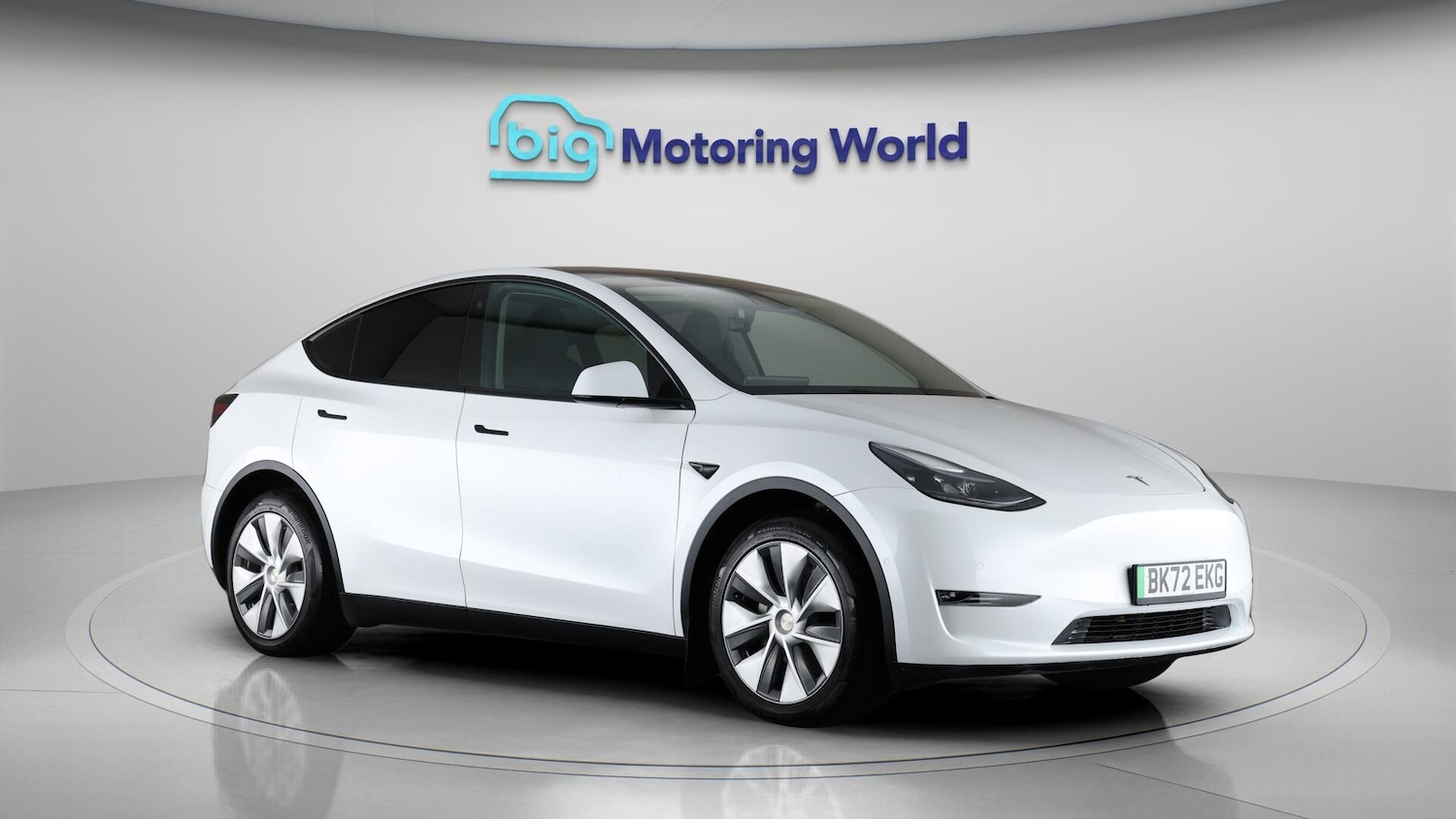 Used Tesla Model Y 2022 for sale - 76094515: Photo 2