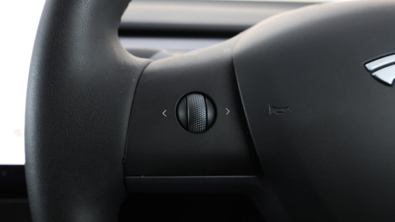 Used Tesla Model Y 2022 for sale - 76094515: Photo 36