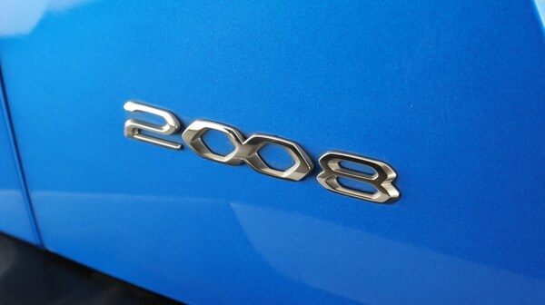 Used Peugeot 2008 2021 for sale - 76214000: Photo 22