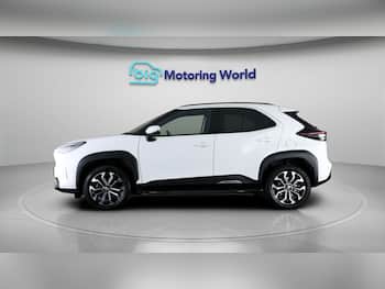Used Toyota Yaris Cross 2023 for sale - 79660835: Photo