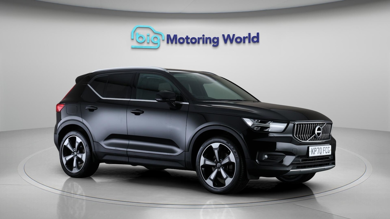 Used Volvo XC40 2020 for sale - 76349507: Photo 2