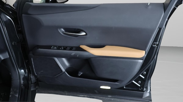 Used Lexus UX 2023 for sale - 75719564: Photo 14