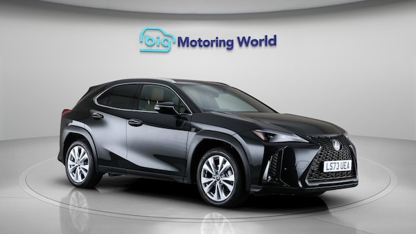 Used Lexus UX 2023 for sale - 75719564: Photo 1