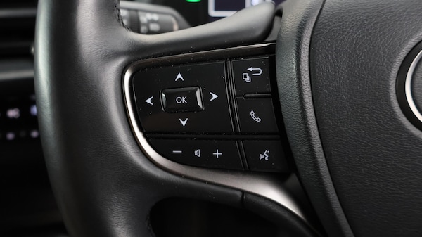 Used Lexus UX 2023 for sale - 75719564: Photo 23