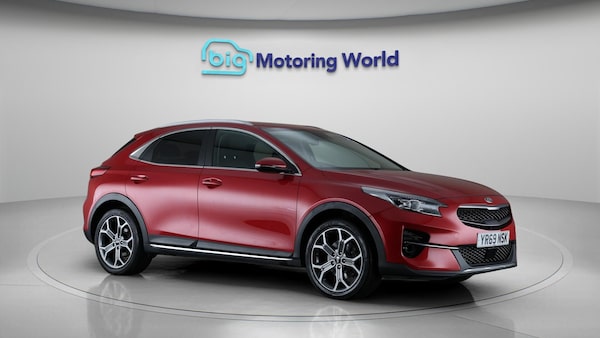 Used Kia XCeed 2021 for sale - 76188410: Photo 2