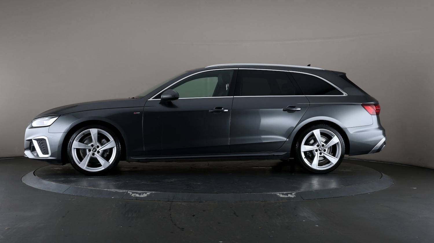 Used Audi A4 Avant for sale - 76809964: Photo 31