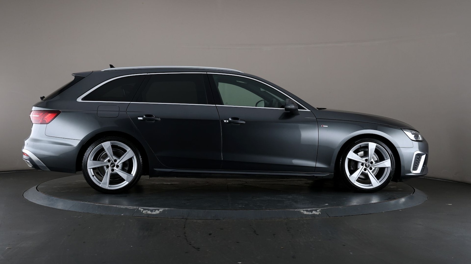 Used Audi A4 Avant for sale - 76809964: Photo 54