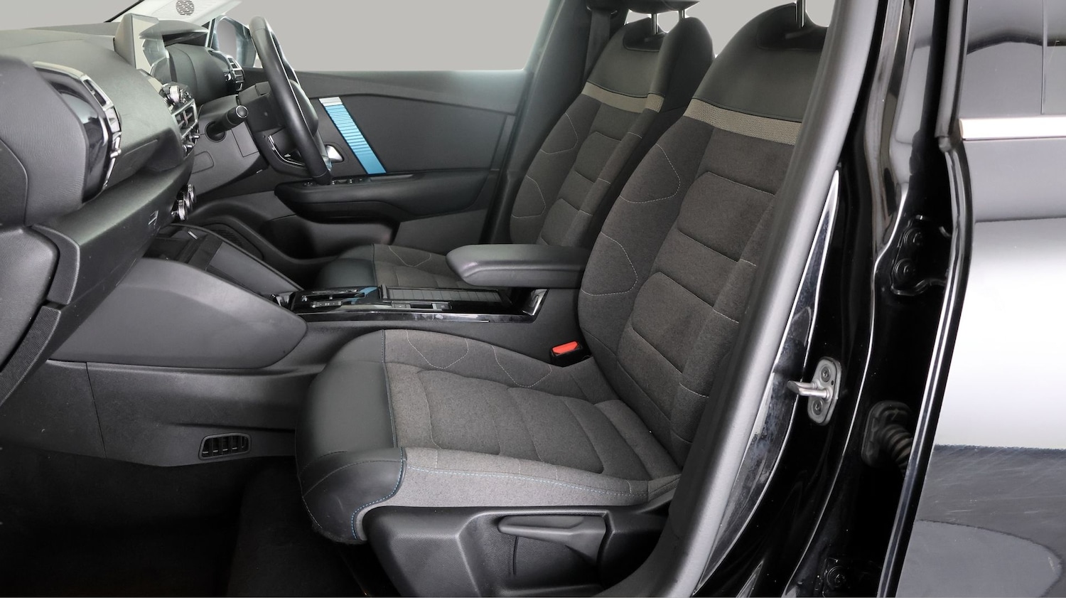 Used Citroen C4 2022 for sale - 77449014: Photo 14