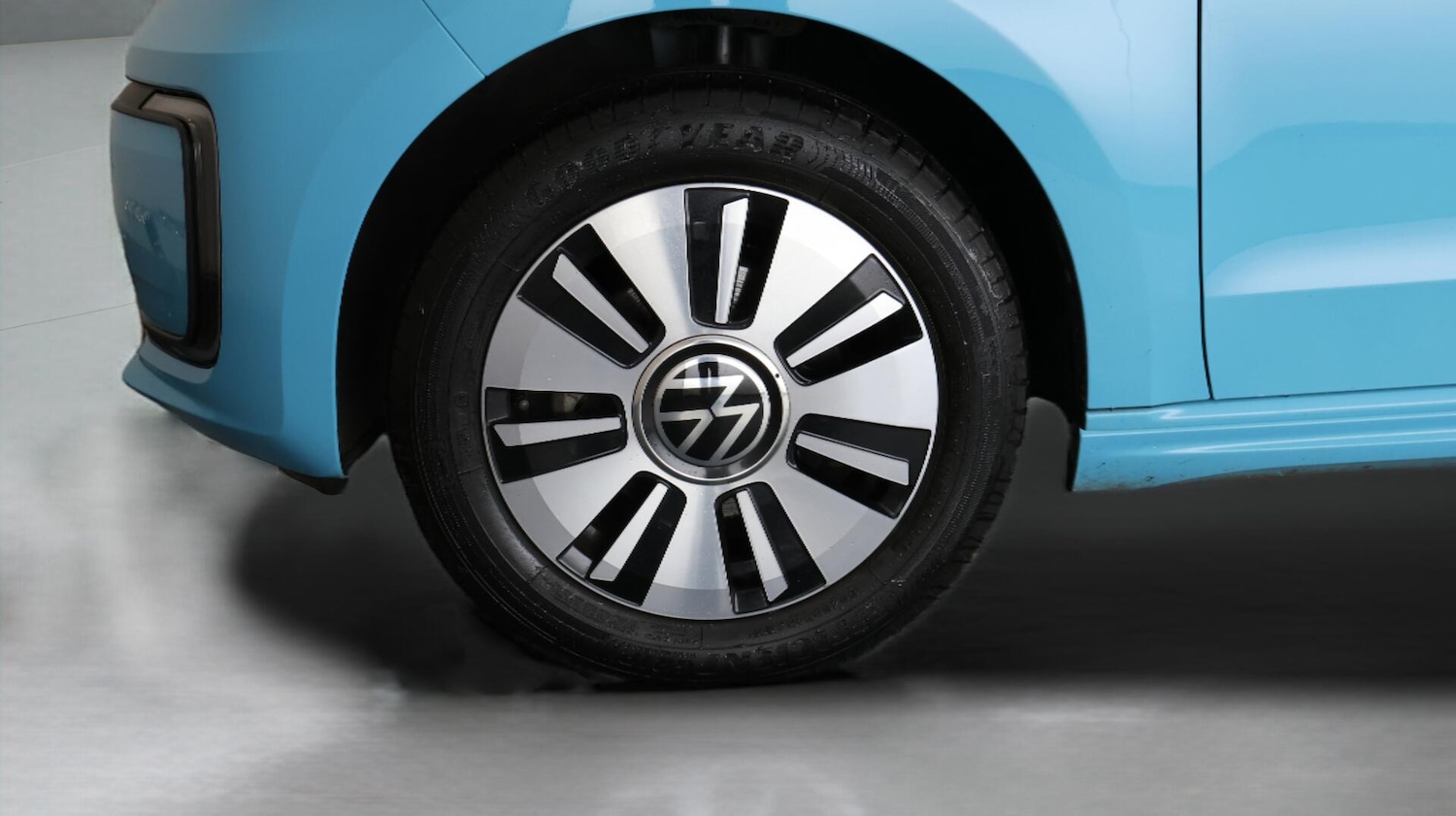 Used Volkswagen up! 2022 for sale - 76742949: Photo 18