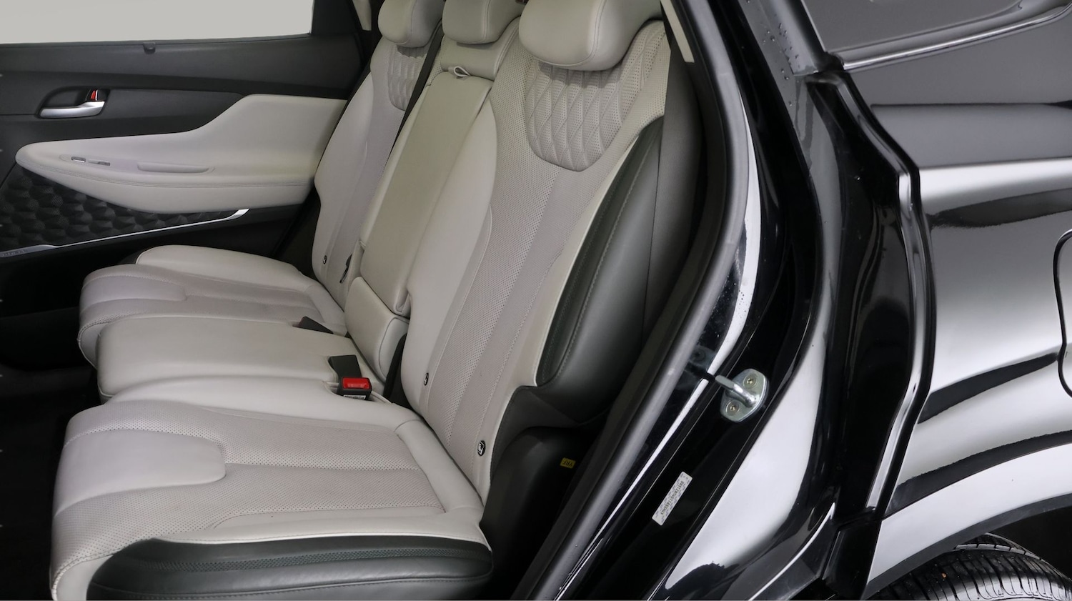 Used Hyundai Santa Fe 2021 for sale - 77782211: Photo 16