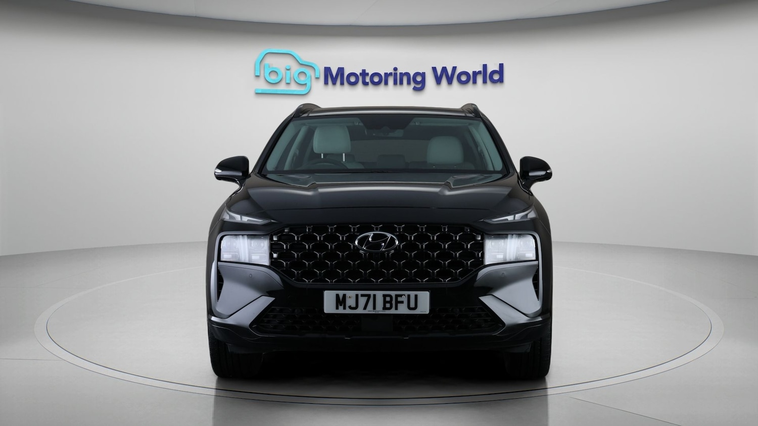 Used Hyundai Santa Fe 2021 for sale - 77782211: Photo 2