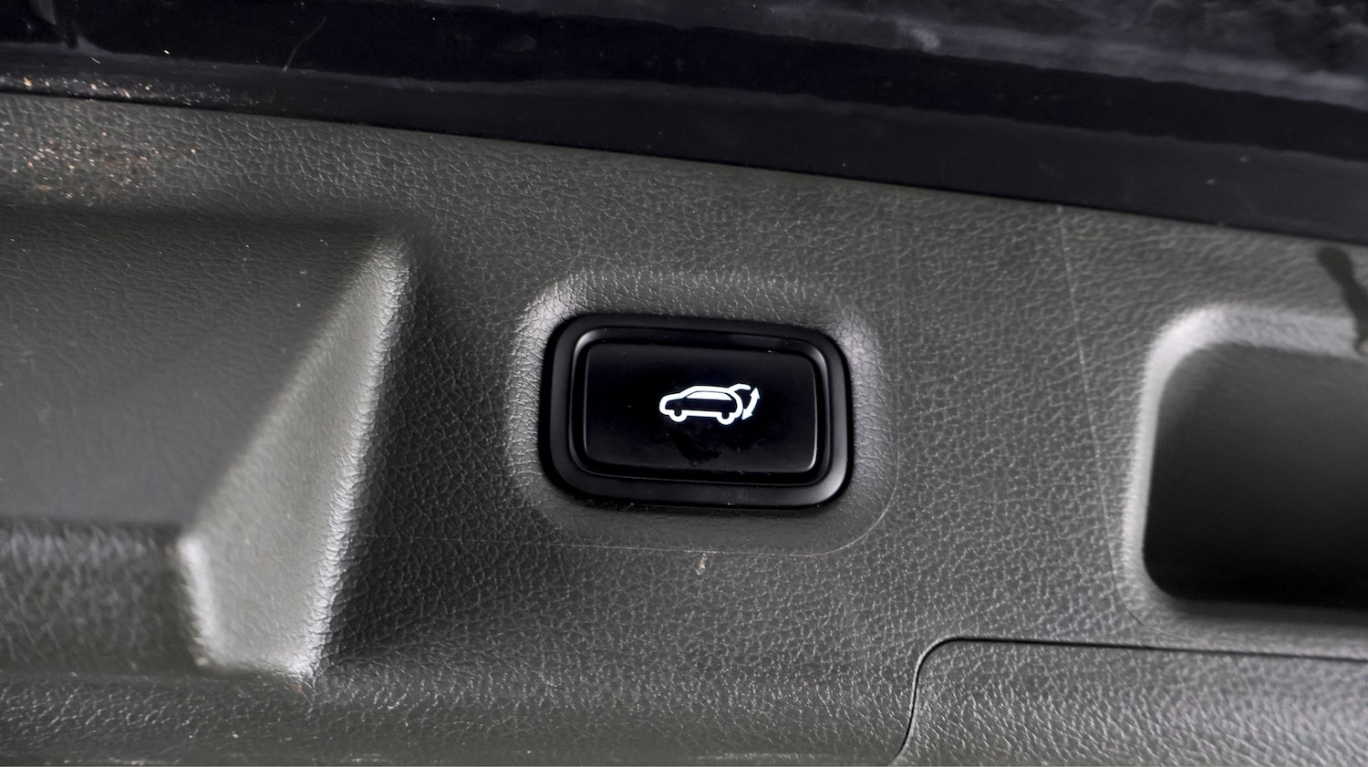 Used Hyundai Santa Fe 2021 for sale - 77782211: Photo 21