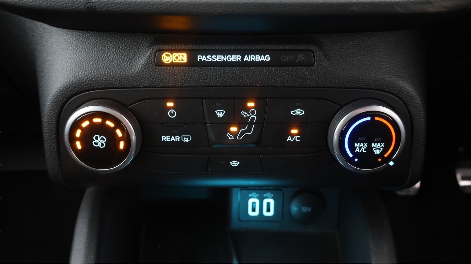 Used Ford Focus 2021 for sale - 77934885: Photo 11