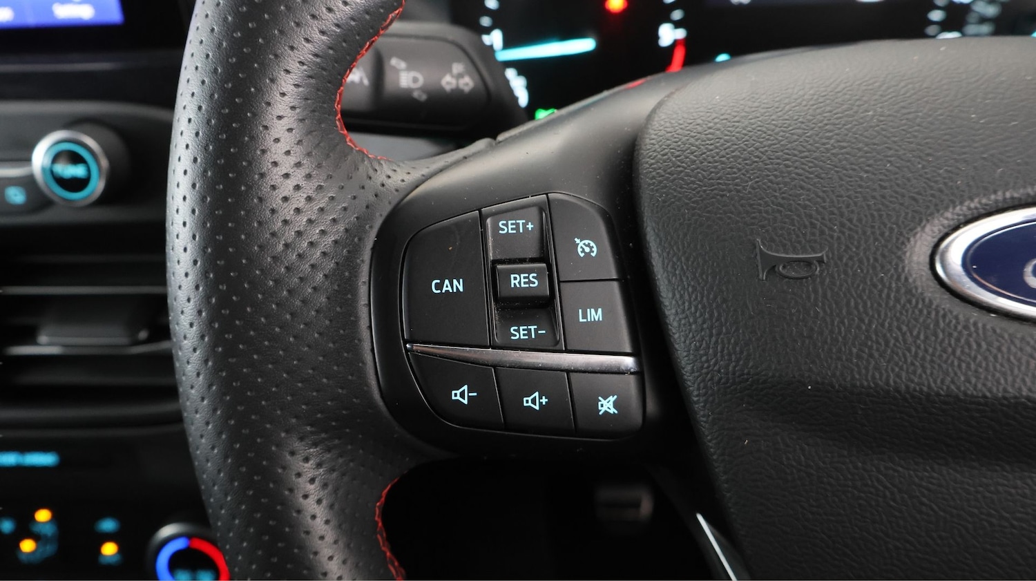 Used Ford Focus 2021 for sale - 77934885: Photo 20