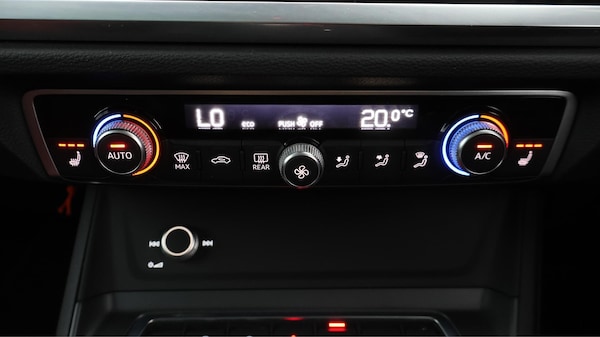 Used Audi Q3 2021 for sale - 76295894: Photo 12