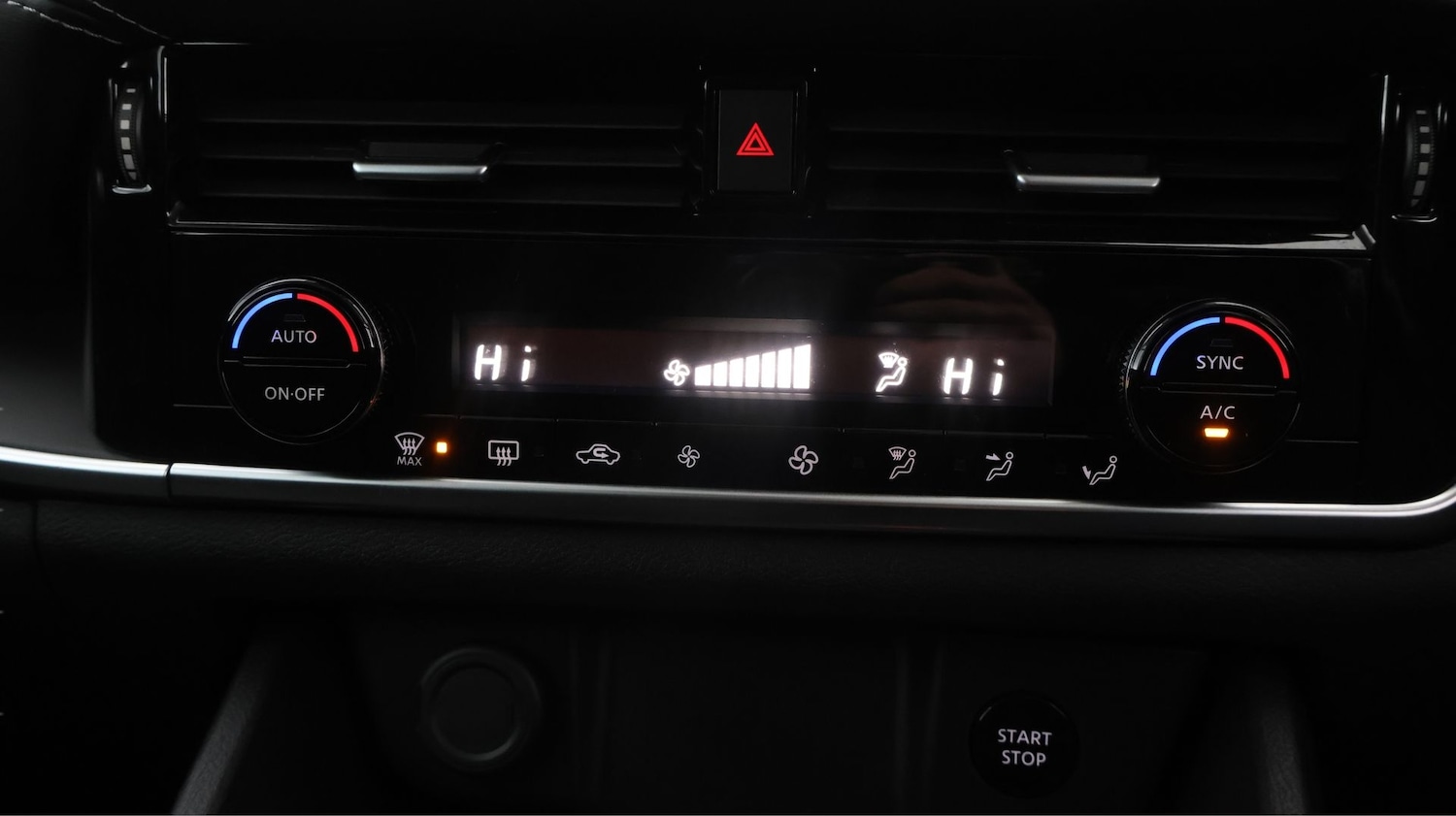 Used Nissan Qashqai 2024 for sale - 77371047: Photo 11