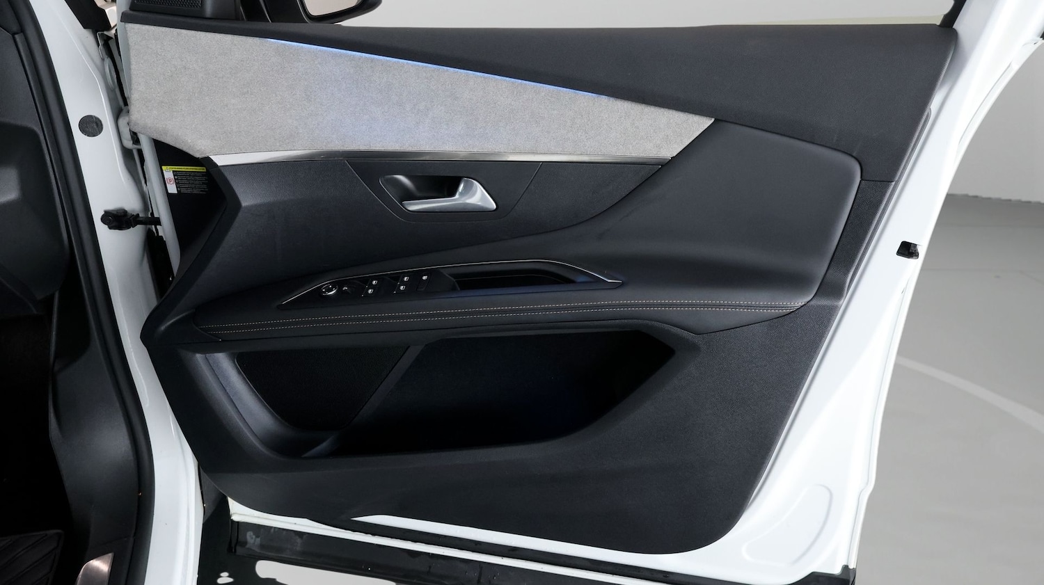 Used Peugeot 3008 2021 for sale - 78043342: Photo 14