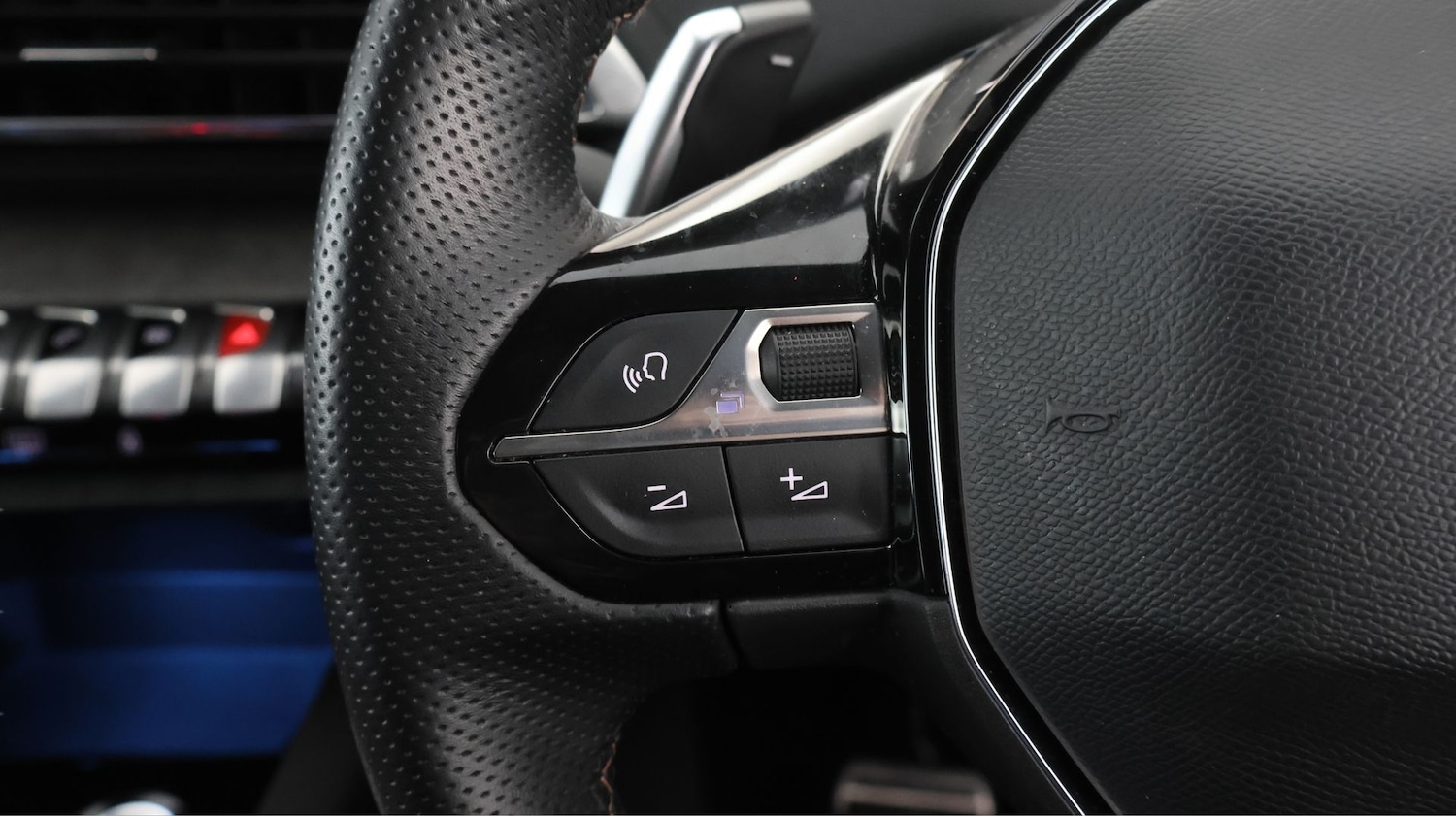 Used Peugeot 3008 2021 for sale - 78043342: Photo 21