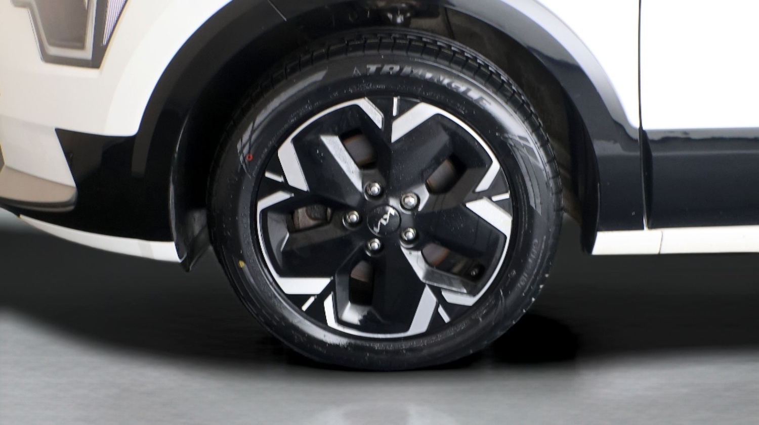 Used Kia Niro 2023 for sale - 77690941: Photo 18