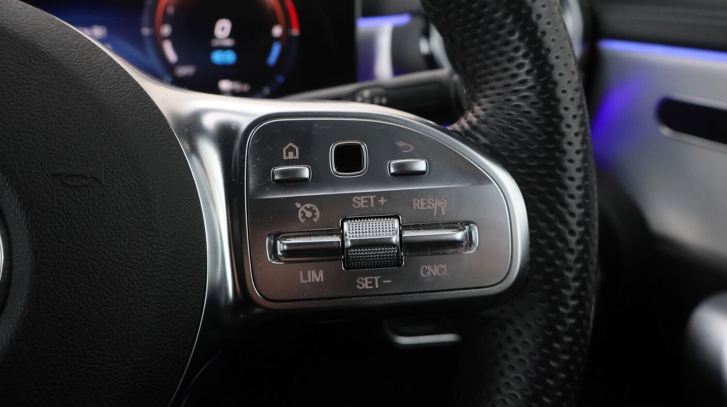 Used Mercedes-Benz CLA 2022 for sale - 77195370: Photo 24