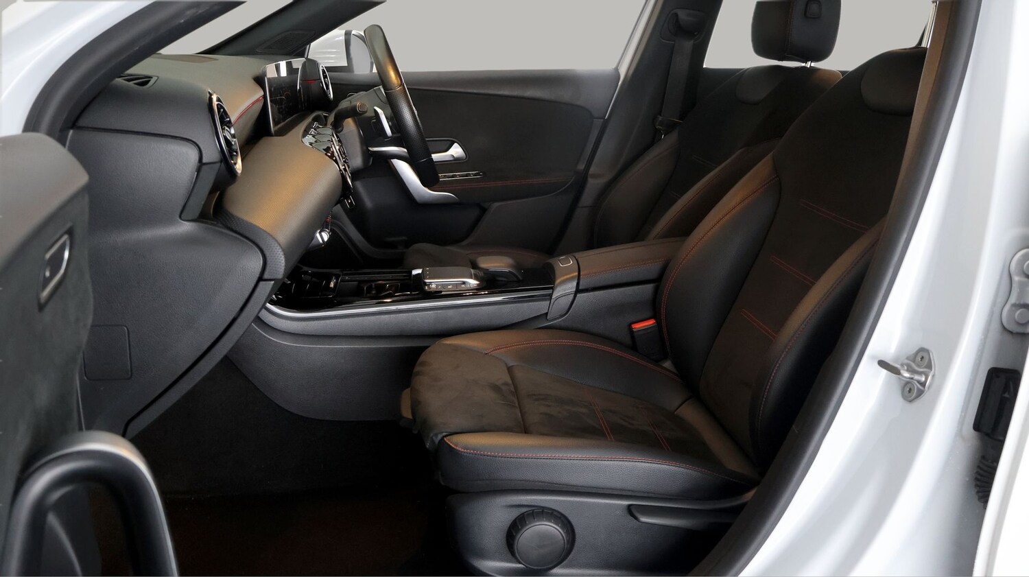 Used Mercedes-Benz A-Class for sale - 77196577: Photo 14