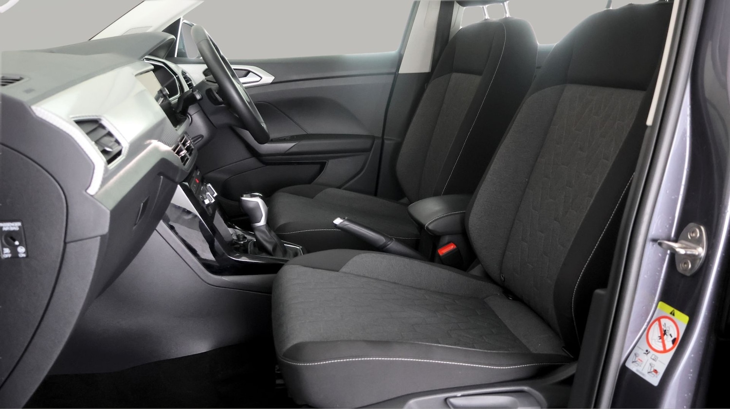 Used Volkswagen T-Cross 2024 for sale - 77312565: Photo 14