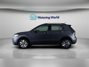 Used Volkswagen T-Cross 2024 for sale - 77312565: Photo