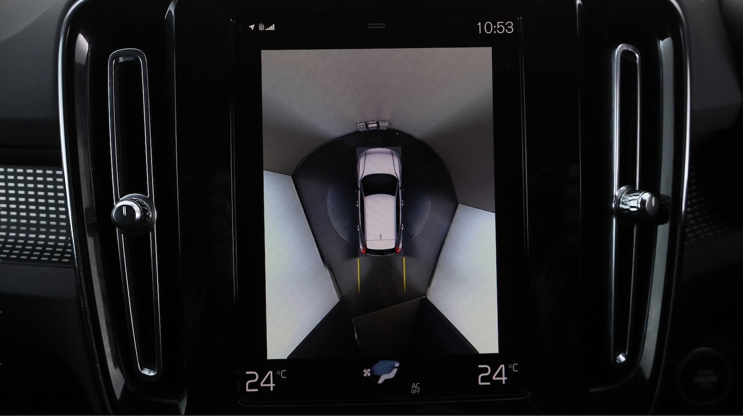 Used Volvo XC40 for sale - 78108943: Photo 22