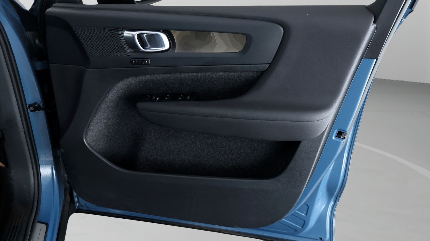 Used Volvo XC40 2022 for sale - 77636610: Photo 14