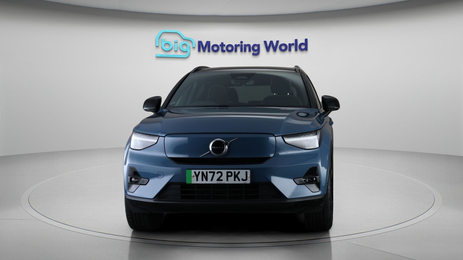 Used Volvo XC40 2022 for sale - 77636610: Photo 2