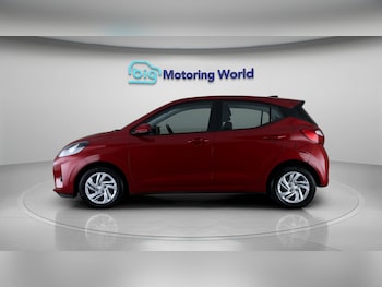 Used Hyundai i10 2023 for sale - 78756298: Photo