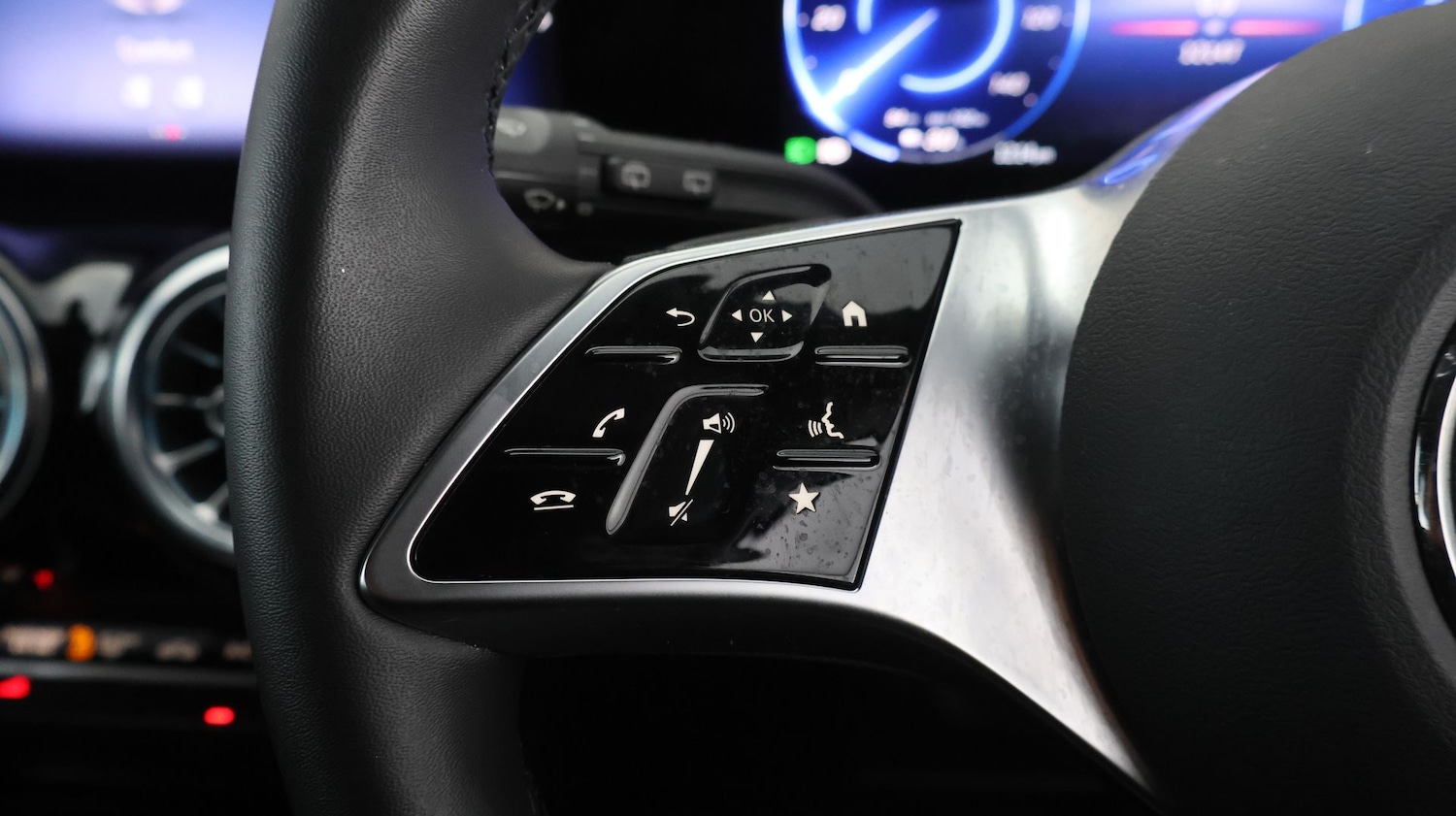 Used Mercedes-Benz EQA 2024 for sale - 77495721: Photo 24