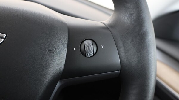 Used Tesla Model 3 2021 for sale - 76247618: Photo 25