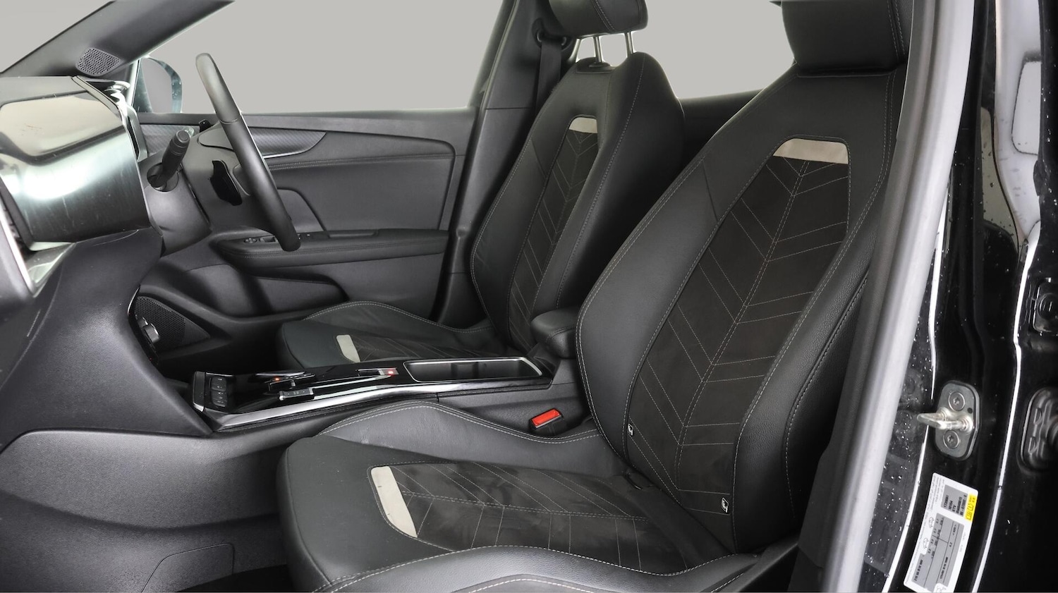 Used Vauxhall Mokka 2024 for sale - 76671376: Photo 15