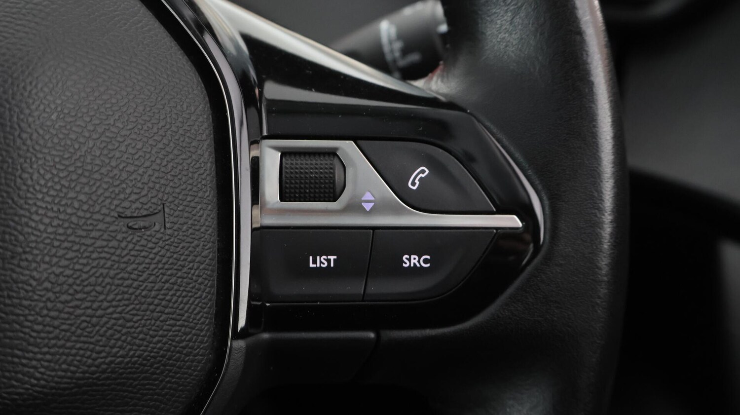 Used Peugeot 2008 2021 for sale - 76326504: Photo 23