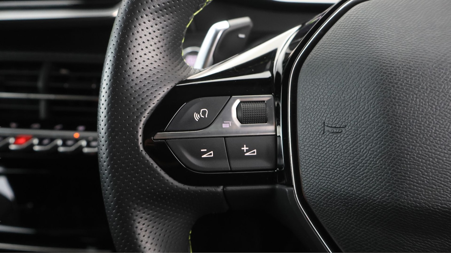 Used Peugeot 2008 2022 for sale - 77669146: Photo 22