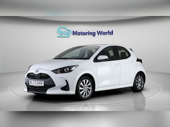 Used Toyota Yaris 2023 for sale - 77632581: Photo