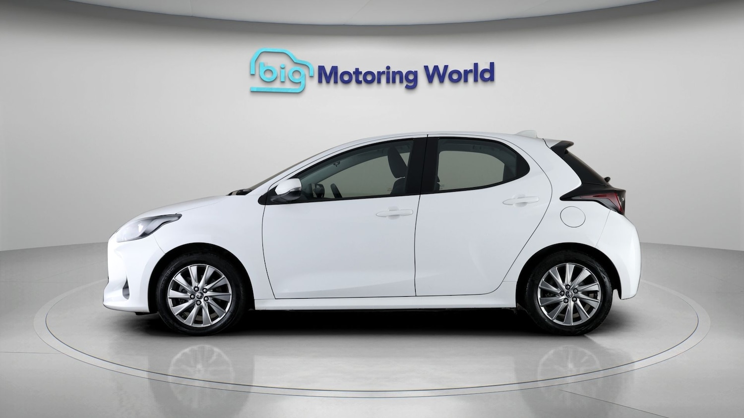 Used Toyota Yaris 2023 for sale - 77632581: Photo 4