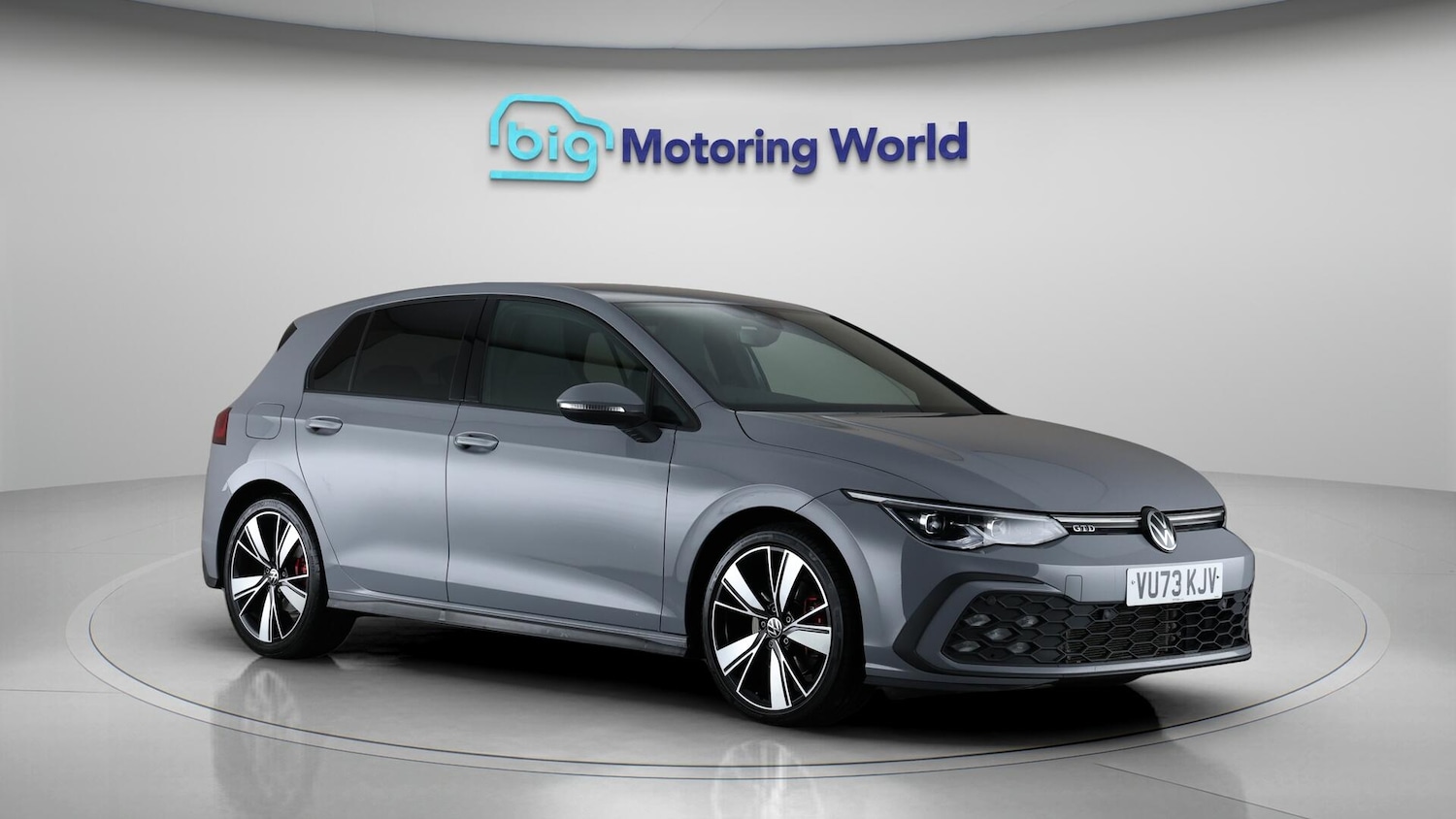 Used Volkswagen Golf 2023 for sale - 76153172: Photo 2