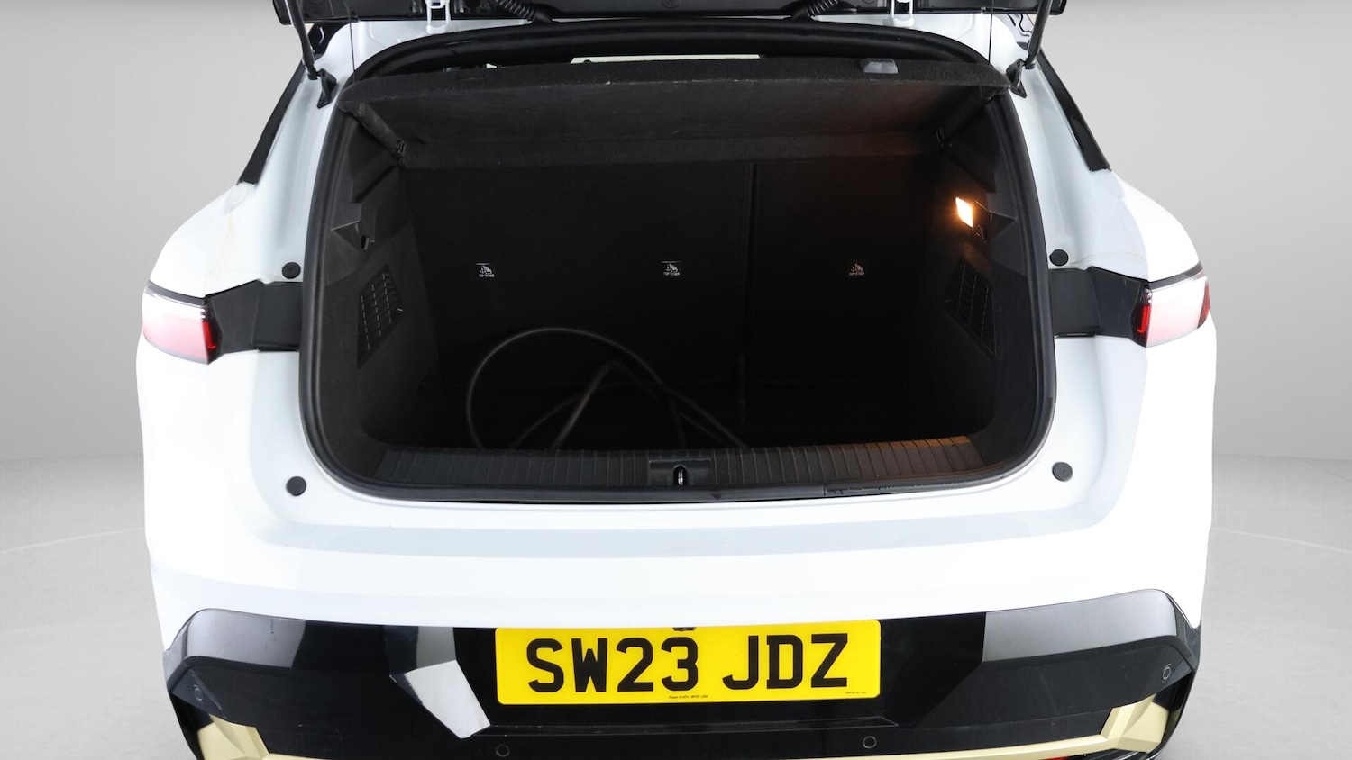 Used Renault Megane E Tech 2023 for sale - 76512774: Photo 18