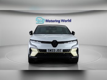 Used Renault Megane E Tech 2023 for sale - 76512774: Photo