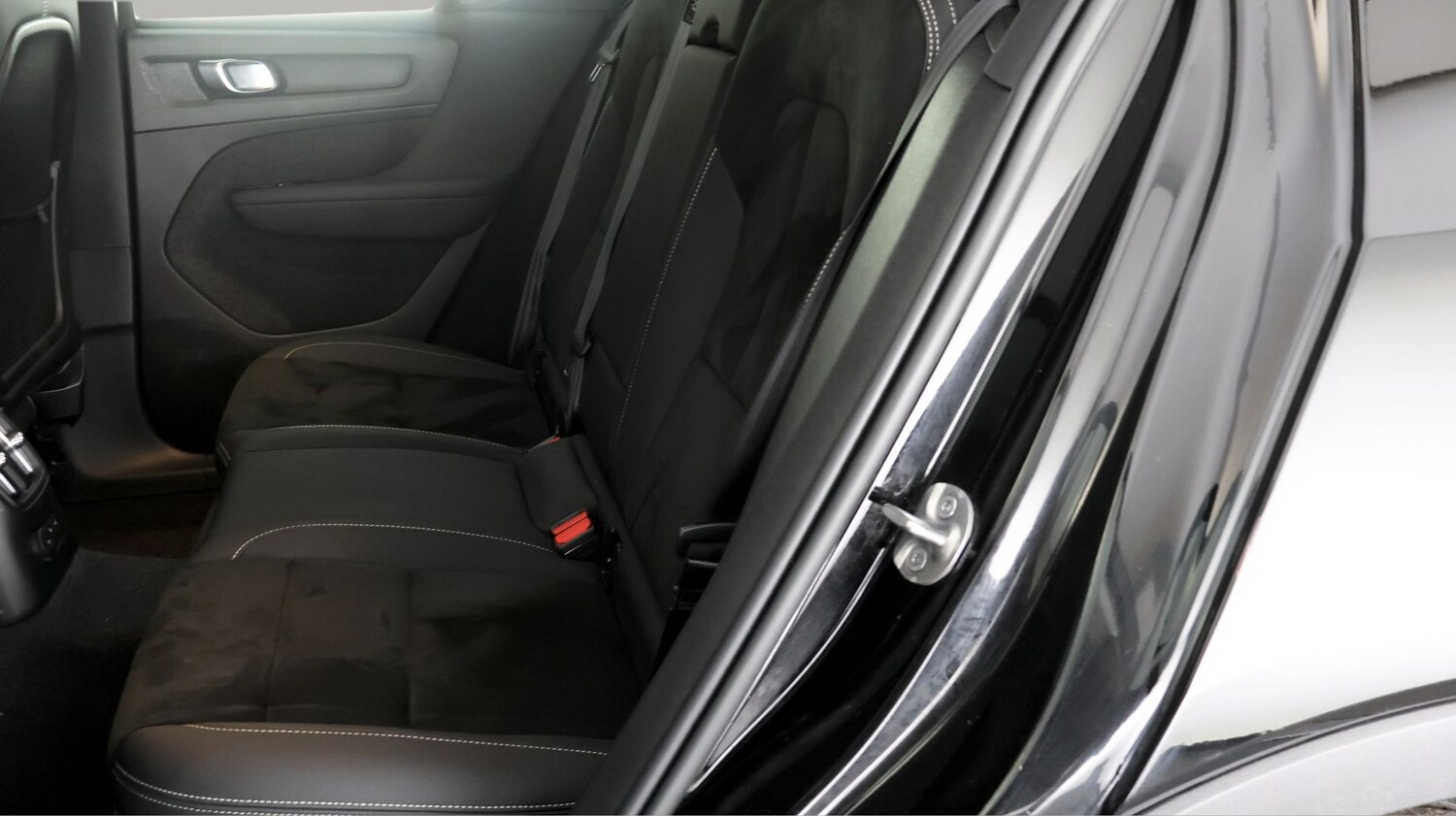 Used Volvo XC40 for sale - 77889677: Photo 16