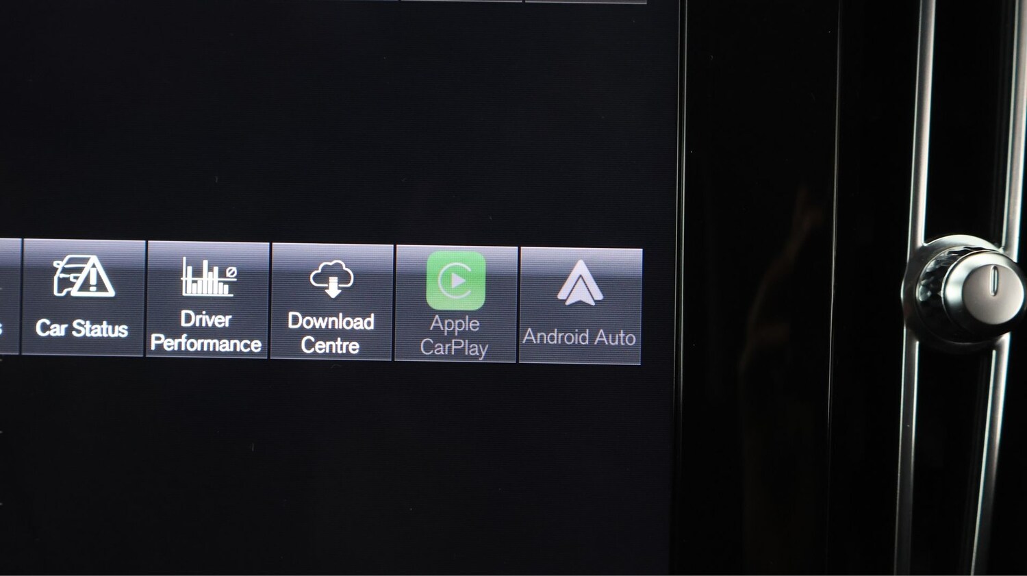 Used Volvo XC40 for sale - 77889677: Photo 24